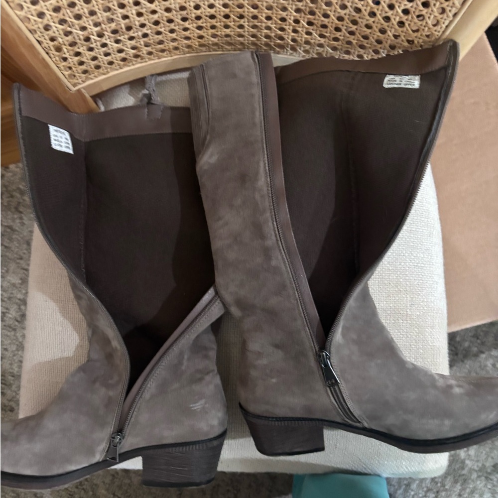 Propet Women's Gray Heeled Boots